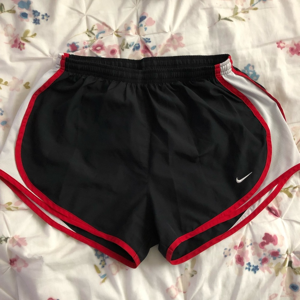 Nike running shorts | red & black